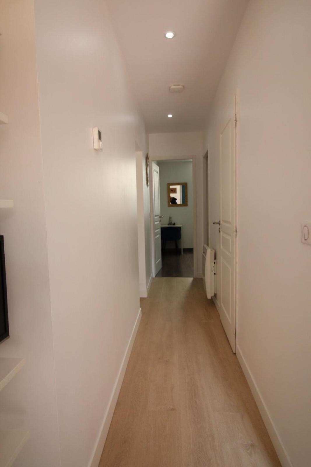 Le Royale W Balcony Apartment Annecy Bagian luar foto