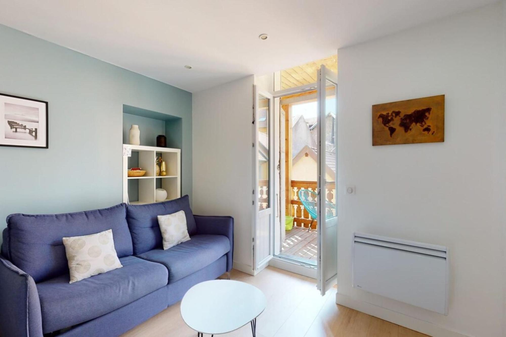Le Royale W Balcony Apartment Annecy Bagian luar foto